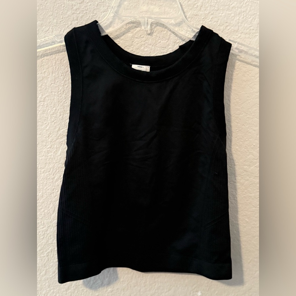 Old Navy Black Tank Top Go Dry Women’s Sz M